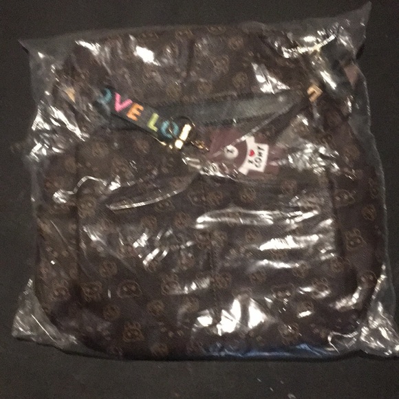 Nwt Womens Waterproof Shoulder/Backpack Bag - Picture 2 of 5